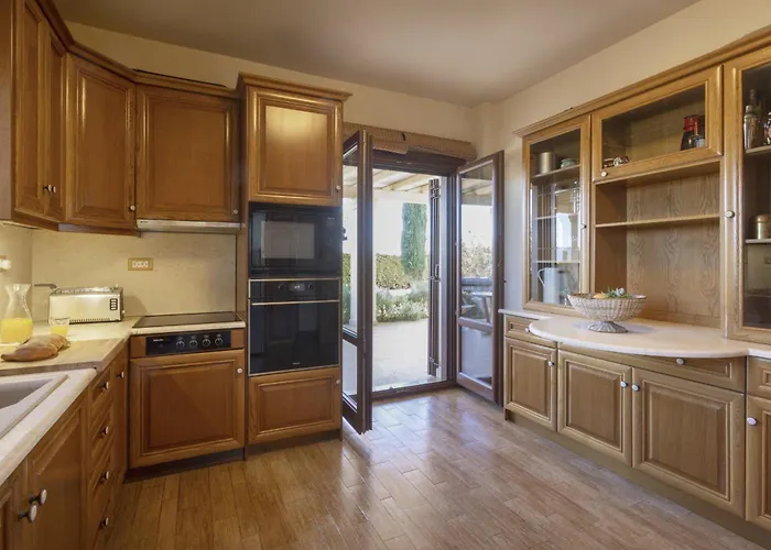 Porto Heli - Heaven On Earth